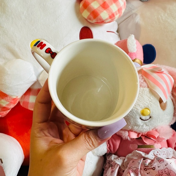 Hello Kitty - Skater Mug - Picture 4 of 5